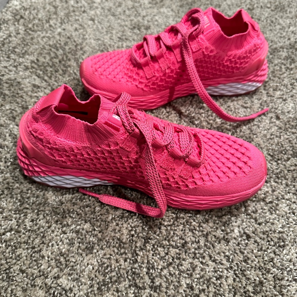 NOBULL Neon Pink Knit Runners - 6.5